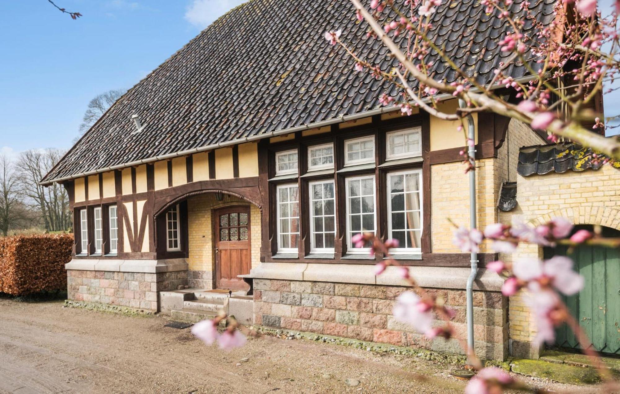 5 Bedroom Cozy Home In Næstved Exterior foto